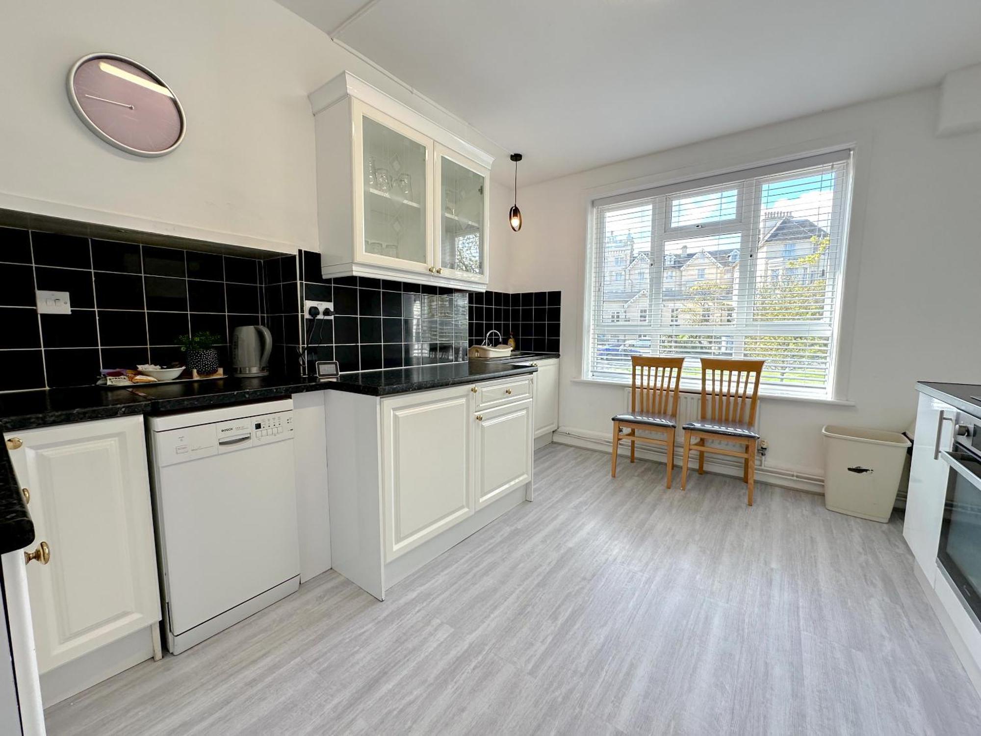 Bournemouth 3 Bedroom - Parking מראה חיצוני תמונה