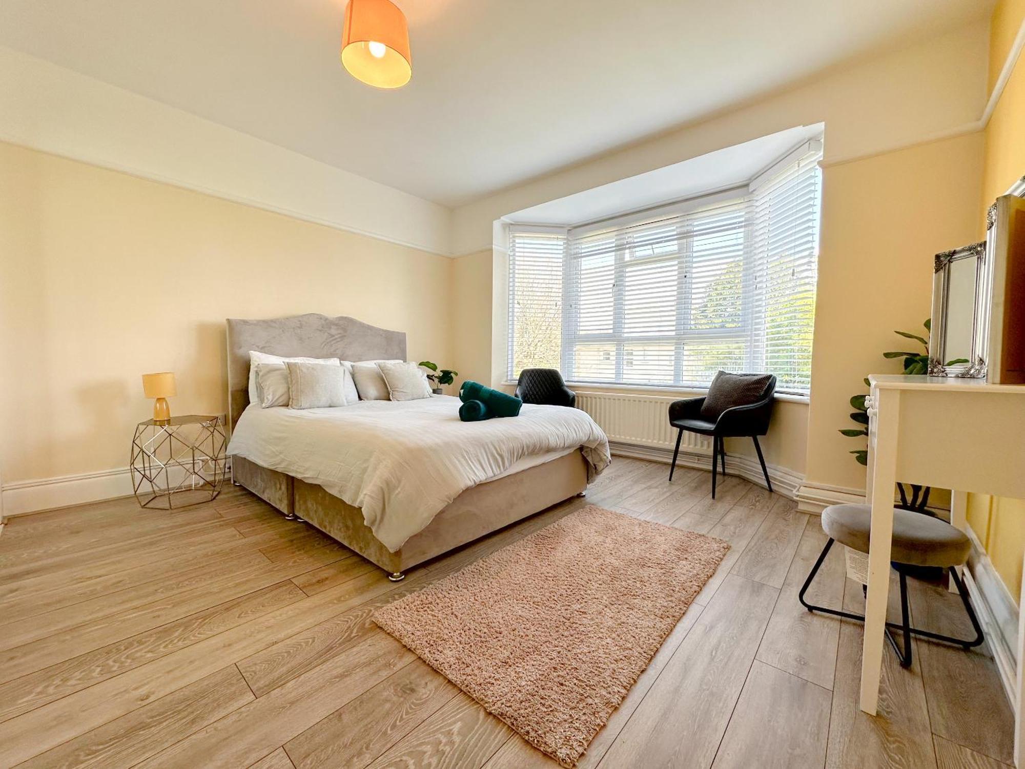 Bournemouth 3 Bedroom - Parking מראה חיצוני תמונה